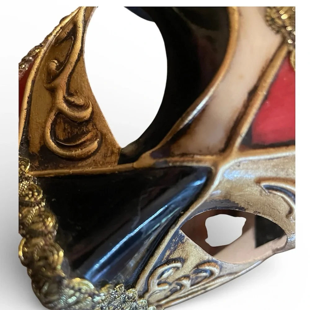 ✨Gold and Black Masquerade Mask. Authentic Venetian Mask